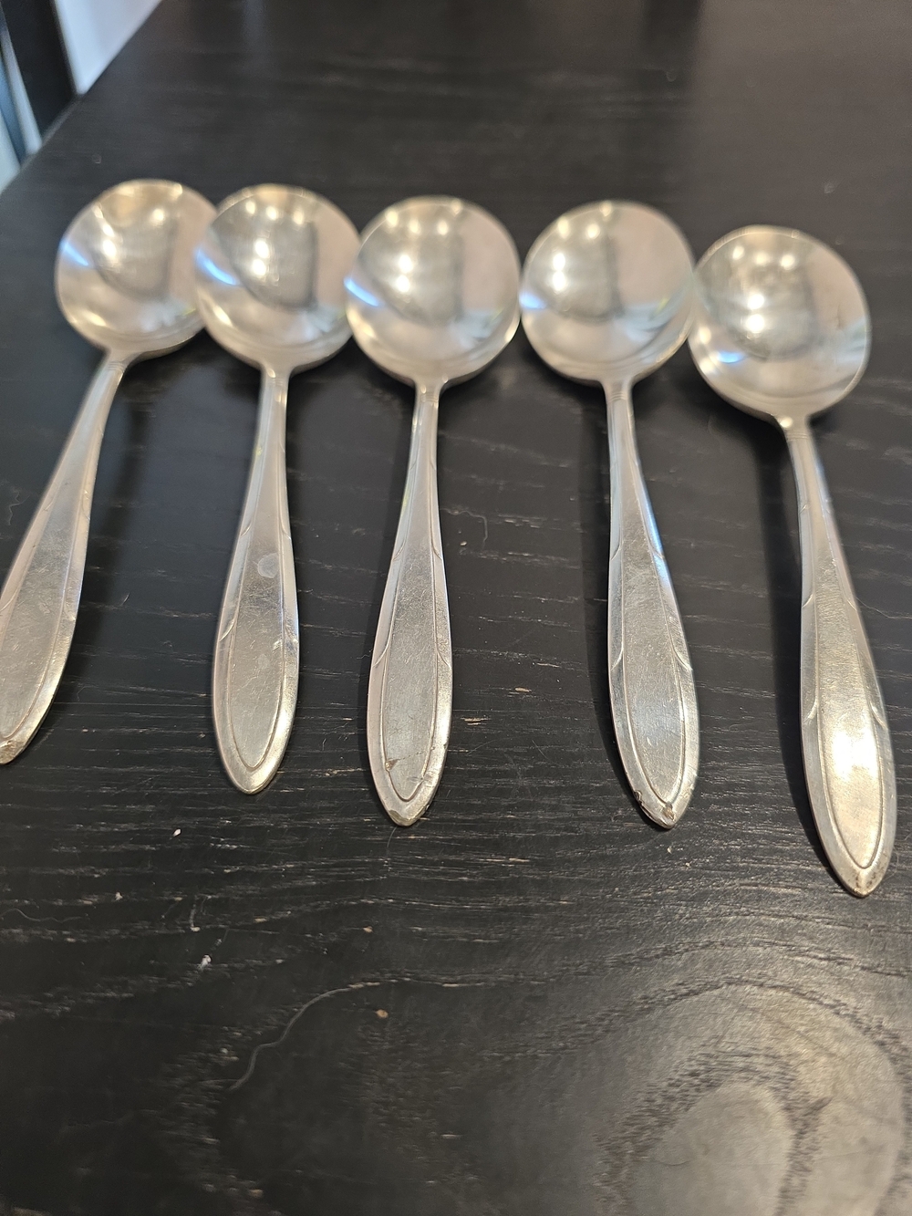 Vtg 5 Spoup Spoons,  Oneida,  "Nobility Plate, Revere Pattern ". Art Deco